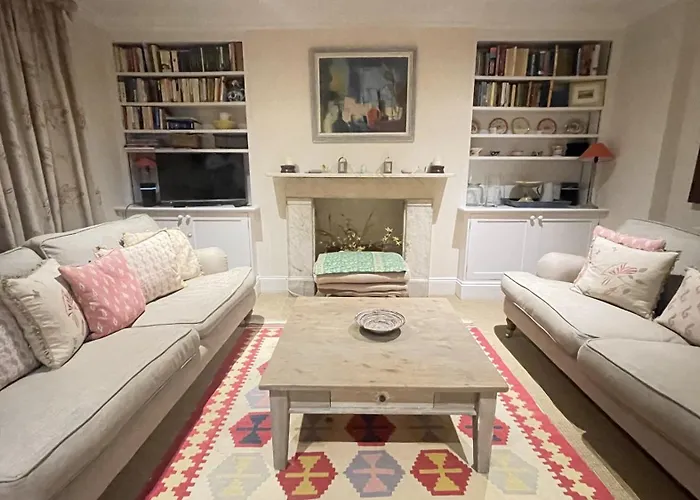 Second Nest Chelsea